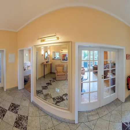 Im Park 3* Düsseldorf